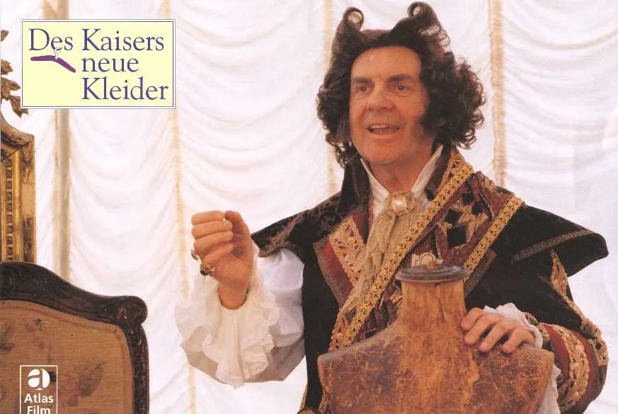 Szenenbild – Des Kaisers neue Kleider