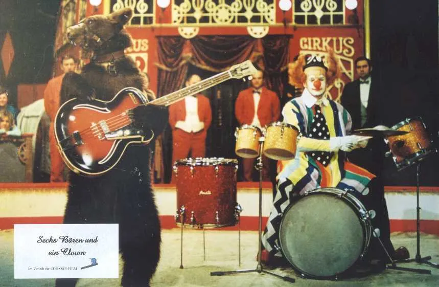 Szenenbild – Sechs Bären und ein Clown