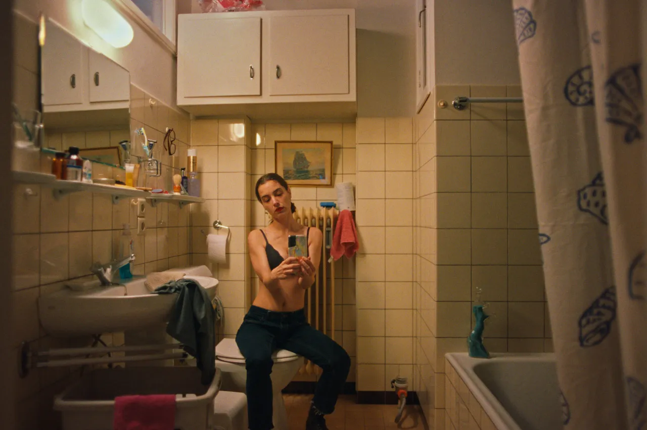 Szenenbild – Madame Kika